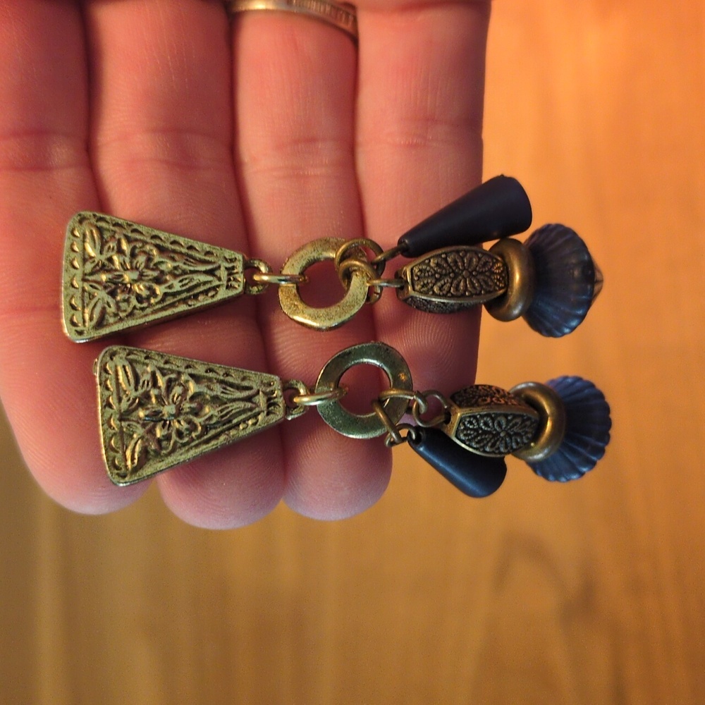 Vintage boho earrings!!